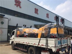 三臺(tái)座駕壓路機(jī)，兩臺(tái)井蓋切割機(jī)成功發(fā)出